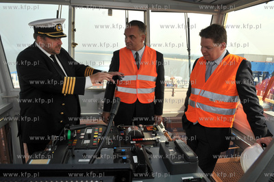 Wizyta wicepremiera Waldemara Pawlaka w gdanskim terminalu...