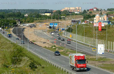 Trasa WZ ul. Armii Krajowej pomiedzy Ujesciskiem a...
