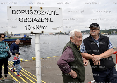 Zawinięcie statku wycieczkowego "Norwegian Getaway"...