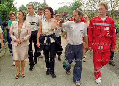 Jolanta Kwasniewska odwiedza gdanskich powodzian na...