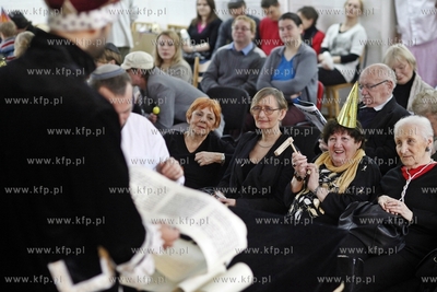 Gdansk. Synagoga przy ul. Partyzantow. Purim - karnawal...