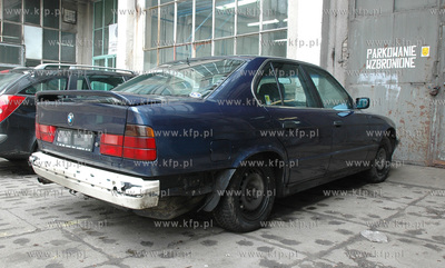 Licytacja majatku kurii gdanskiej. Licytowano samochod...