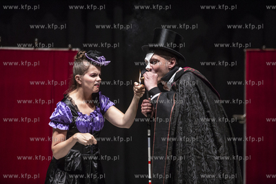 Festiwal Świat Mało Znany. Przegląd teatralny w...