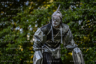 FETA.Teatr Akt "Fu-Turyści" - parada / Polska, Warszawa.
14.07.2024
fot....