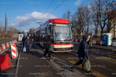 Przystanek tramwajowo autobusowy Głęboka uruchomiony...