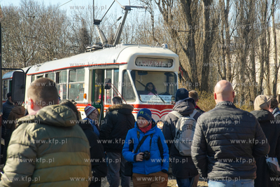Pętla tramwajowa Oliwa. Festyn 50 lat tramwajów 105N...