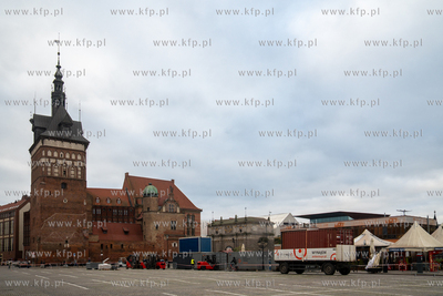 Targ Węglowy. Ruszają przygotowania do Jarmarku Bożonarodzeniowego...