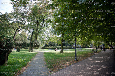 Park Kuzniczki  - zabytkowy, niewielki park w Gdansku...