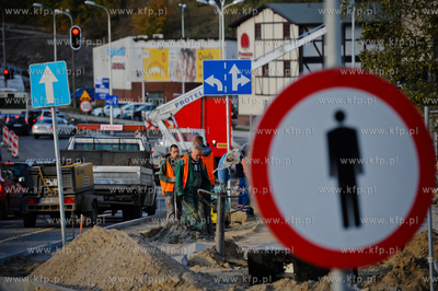 Gdansk. Remont ul. Lostowickiej oraz budowa nowego...