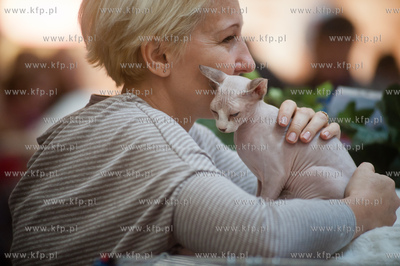 Gdansk. Galeria Baltycka. Obchody swiatowego dnia kota....