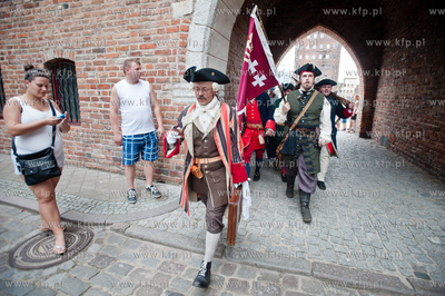 Gdansk. Zlot Zaglowcow Baltic Sail Gdansk 2013. Przemarsz...
