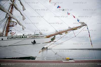 Gdynia. Meksykanski zaglowca Cuauhtemoc, ktory zacumowal...