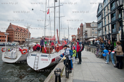 Gdansk. Rybackie Pobrzeze. XI Otwarcie Sezonu Zeglarskiego....