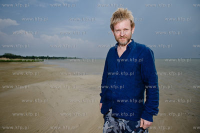 Plaza w Chalupach. PIosenkarz Pawel Stasiak.
24.05.2014
fot....