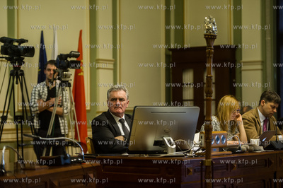 Gdansk. Nowy Ratusz. XXXII Sesja Rady Miasta Gdanska....