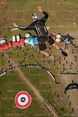 Mlode Miasto w Gdansku. Zawody Diverse Crane Boogie...