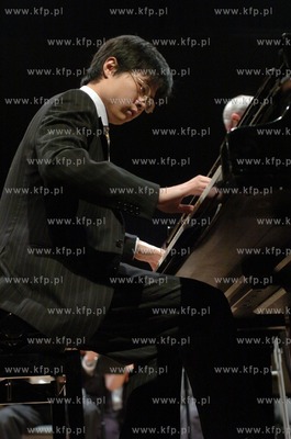 Slupsk Filharmonia,Mei Ting Sun z Chin gra utwory Fryderyka...