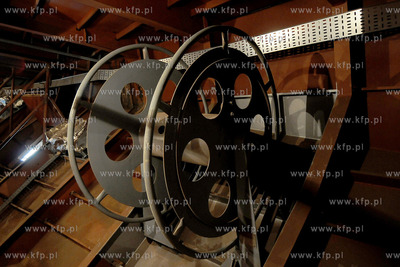 Niedokonczona Korweta Gawron oczekujaca na decyzje...