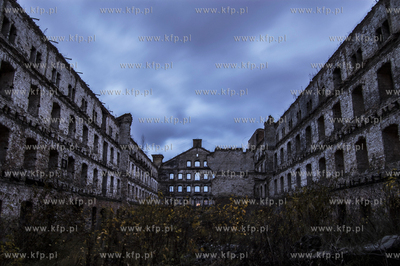 Gdansk. Wyspa Spichrzow, Dlugie Ogrody, Olowianka....