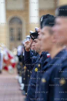 Gdynia. Akademia Marynarki Wojennej. Uroczysta promocja...