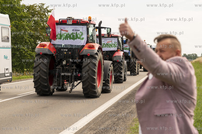 Godętowo. Protest Rolników, którzy wyjechali kilkunastoma...