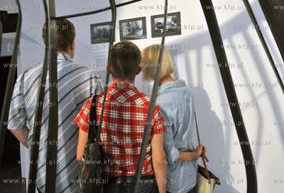 Wernisaz wystawy Doroty Nieznalskiej "Miasto Zdarzenie...