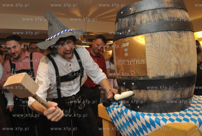 Swoeto piwa Oktoberfest 2013 w Brovarni Gdansk nalezacej...