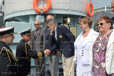 Gdynia. Odsłonięcie makiety dla niewidomych Okrętu...