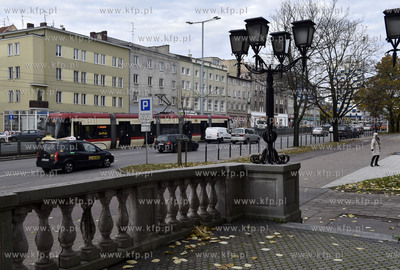 Gdańsk Wrzeszcz. Aleja Gruwaldzka i tramwaj widziane...