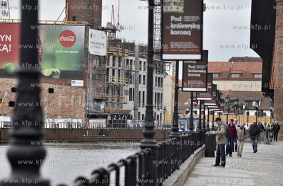 Gdańsk. Motława. Widok na wyspę Spichrzów z Rybackiego...