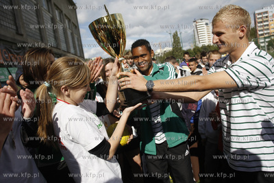 Boisko Zespolu Szkol Ogolnoksztalcacych nr 8 przy ul....