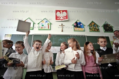 Gdansk. Szkola podstawowa nr 50. Zakonczenie roku szkolanego...