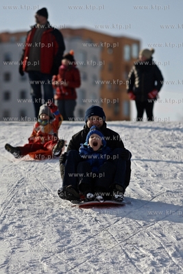 Sanki w parku Reagana w Gdansku. 01.02.2015 fot. Krzysztof...