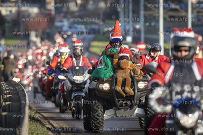 Gdańsk. Mikołaje na motocyklach po raz 17. przejechali...