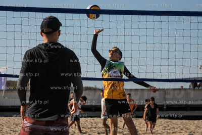 Sopocka Majówka 2022. Turniej siatkówki plażowej.
02.05.2022
fot....