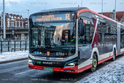 Konferencja poświęcona zmianie operatorów na 18...