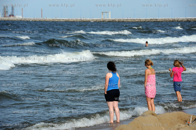 Gdansk, plaza miedzy Westerplatte a Portem Polnocnym...