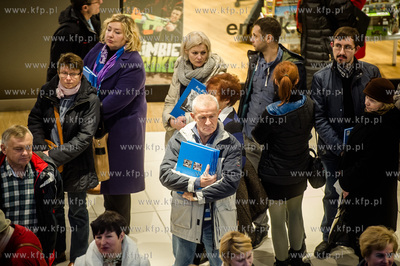 Gdynia. Centrum Handlowe Riviera. Premiera i promocja...