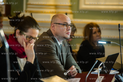 Gdansk. Nowy Ratusz. Sesja Rady Miasta Gdanska. Glosowanie...