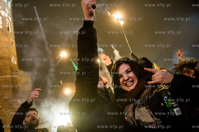 Gdańsk. Zabawa sylwestrowa na Targu Węglowym.  31.12.2016...