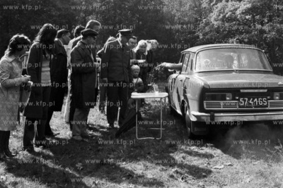 Jesienny Rajd Dziennikarzy wokol Koscierzyny. Jedna...