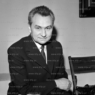 Prof. dr hab. Zdzisław Brzozowski, prorektor ds mlodziezy...