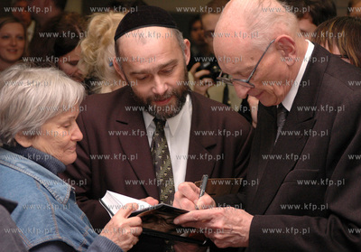 Nadanie tytulu doktora honoris causa Uniwersytetu Gdanskiego...
