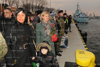 Port Wojenny w Gdyni. Powitanie fregaty rakietowej...