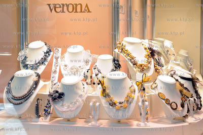 Targi Bursztynu, Bizuterii i Kamieni Jubilerskich Amberif...