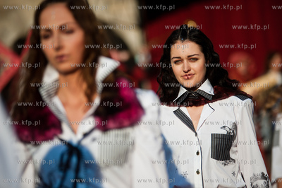 Gdansk. Swieto Miasta. Pokaz mody na Dlugim Targu,...