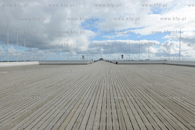 Sobota 25 kwietnia 2020 roku w Sopocie, godziny przedpołudniowe...