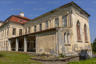 Pałac pruskiego rodu von Donhoff w Drogoszach na Mazurach....