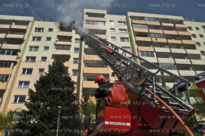 W Gdansku Zaspie wybuchl pozar w jednym z mieszkan...