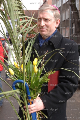 Swieto Mlodych w niedziele palmowa w Gdansku. Nz. z...